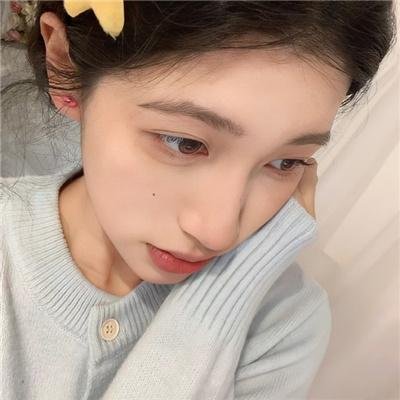 抬头看看夜晚的星星